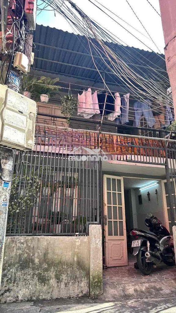 Nhà hẻm phan xích long 4pn 5.5*17m ( 1tr1l ), phú nhuận