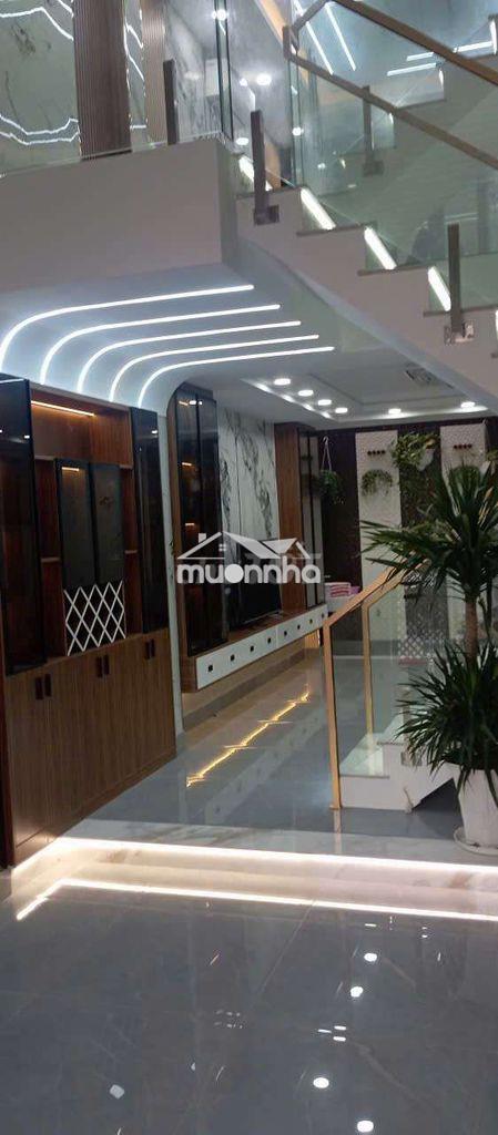 Chính chủ cần bán nhà phố liền kề – đường 8m – ô tô để trong nhà - Ảnh 3