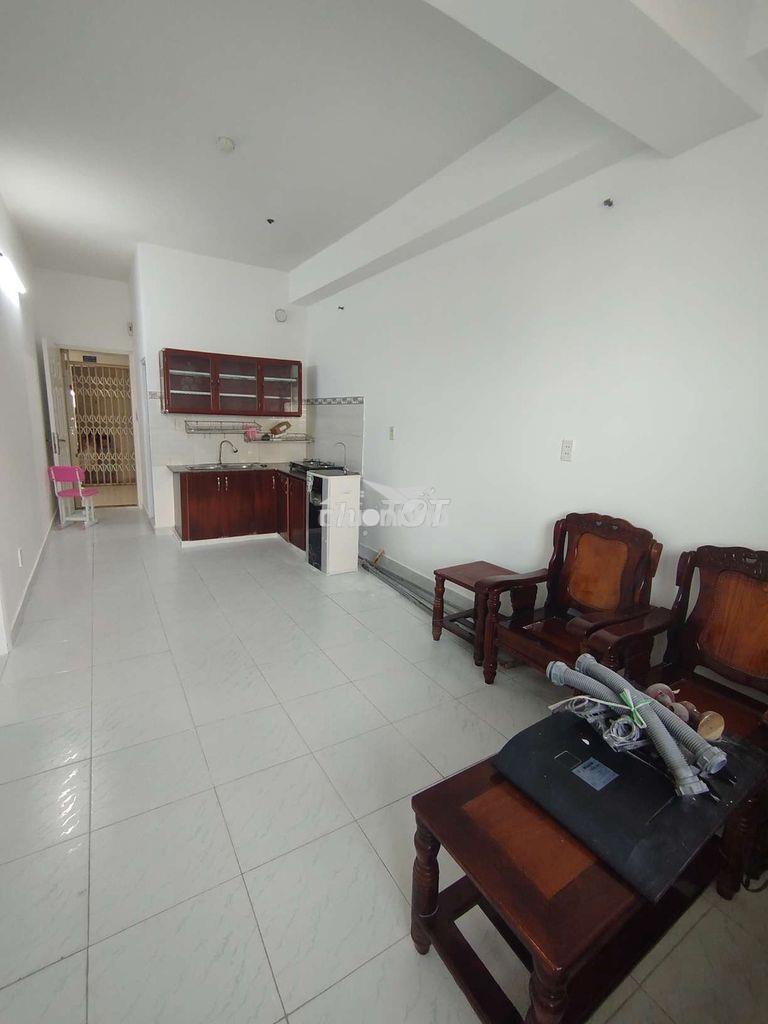 Chính chủ cần bán căn hộ lê thành tân tạo giá mềm bao phí