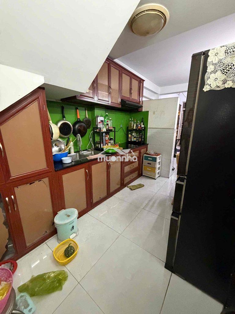 Cho thuê nhà nguyên căn, 1 trệt 2 lầu, 3pn-3wc hẻm xe hơi, có nội thất