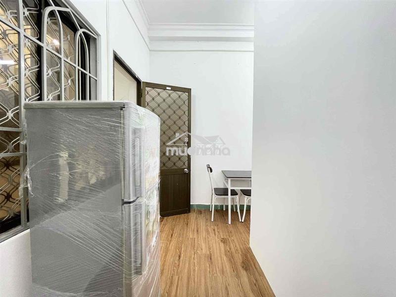 Thuê căn hộ 50m2 2pn1wc tại phú nhuận, ban công rộng, full nội thất
