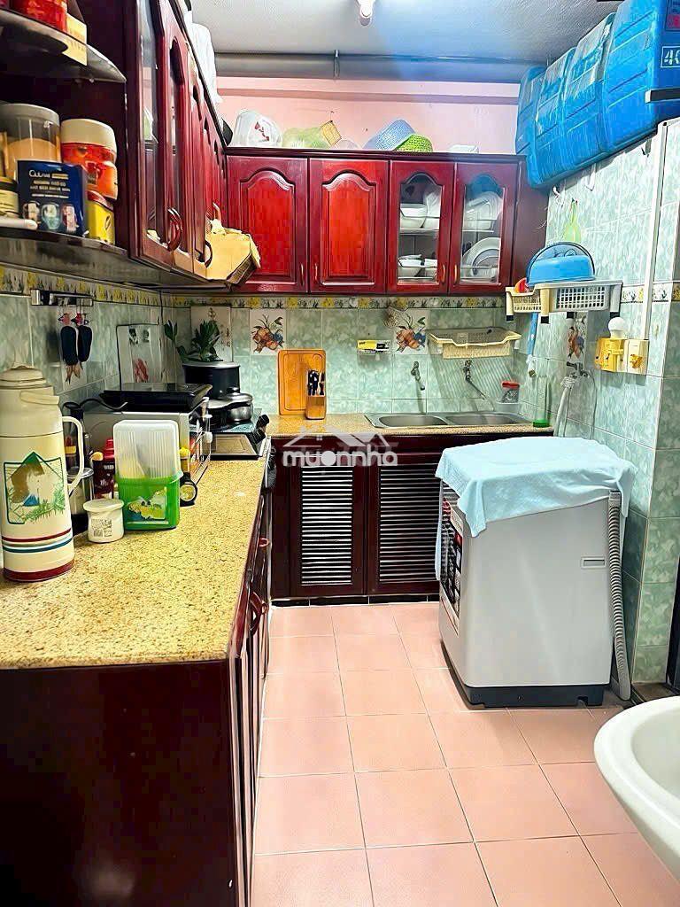 Bán nhà hẻm lê văn sỹ, phú nhuận, nhà 3 tầng 37,4m2 giá chỉ 5,6 tỷ.