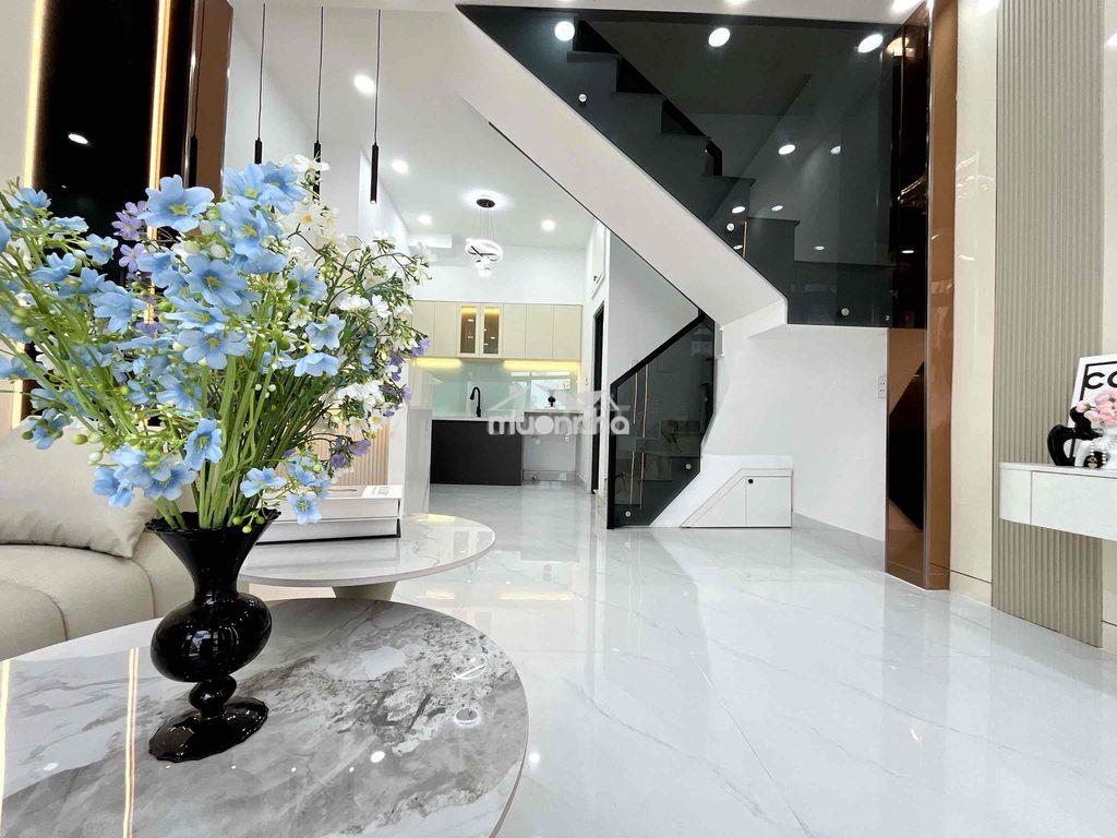 Nhà đúc thật 20m ra hẻm ô tô đậu 2174 huỳnh tấn phát dt:4x8m 2tầng 2pn - Ảnh 2