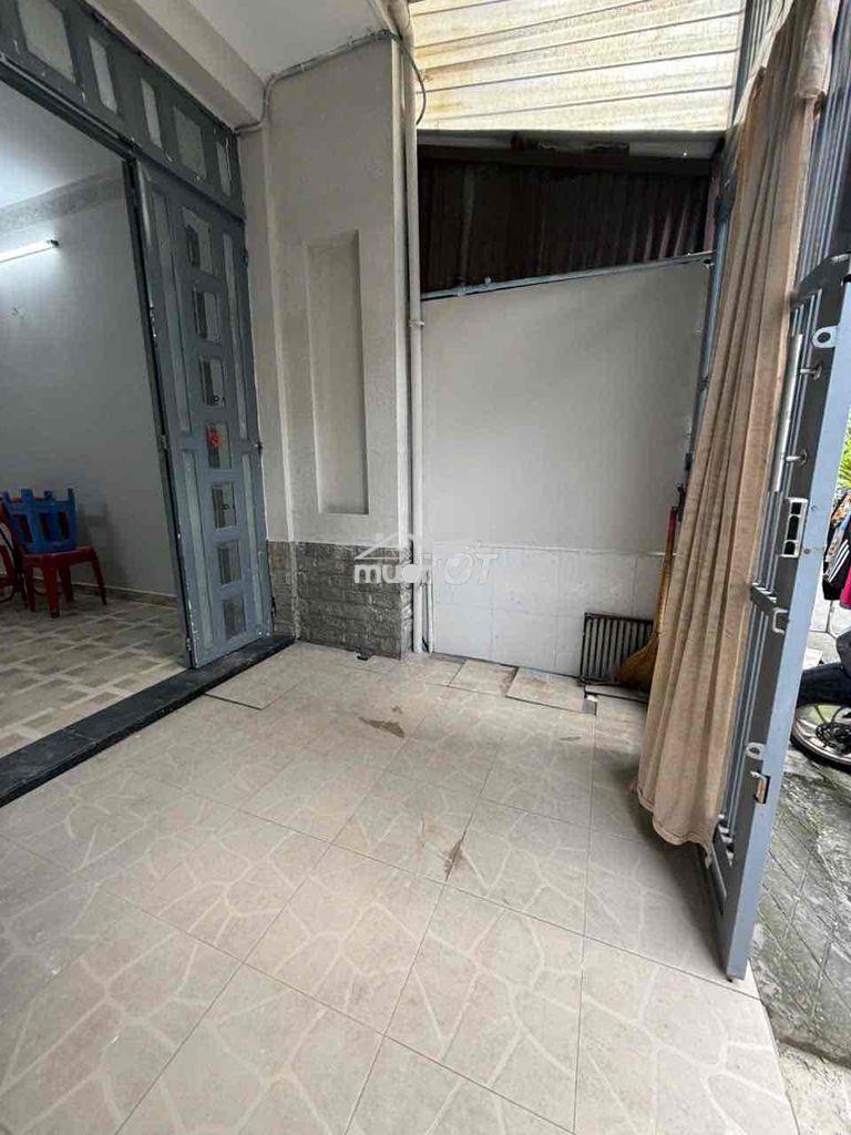 Cho thuê nhà đường nguyễn văn quá q 12 dt 3,7 x18 m cấp 4 giá 7 tr / t - 2