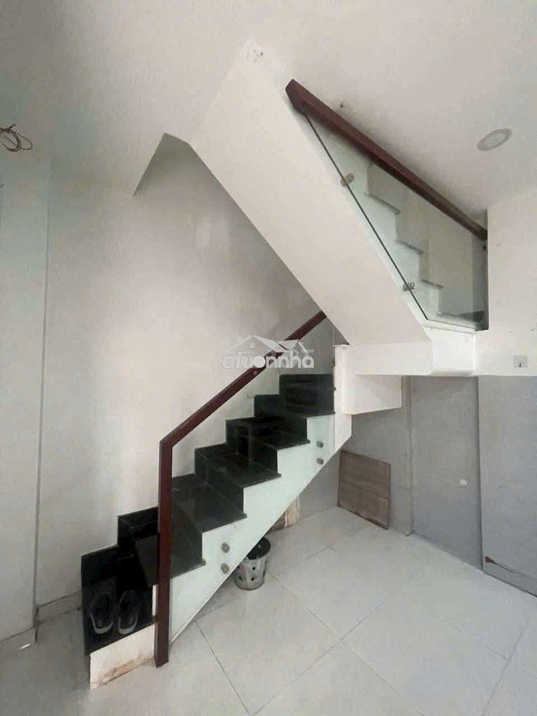 🏠🏠 Bán nhà mặt tiền hẻm xe hơi đường trần phú, q5
💢 dt 4m - Ảnh 3