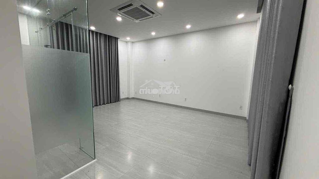 Cho thuê nhà phố 5 tầng có thang máy, rèm đường d9 - 4