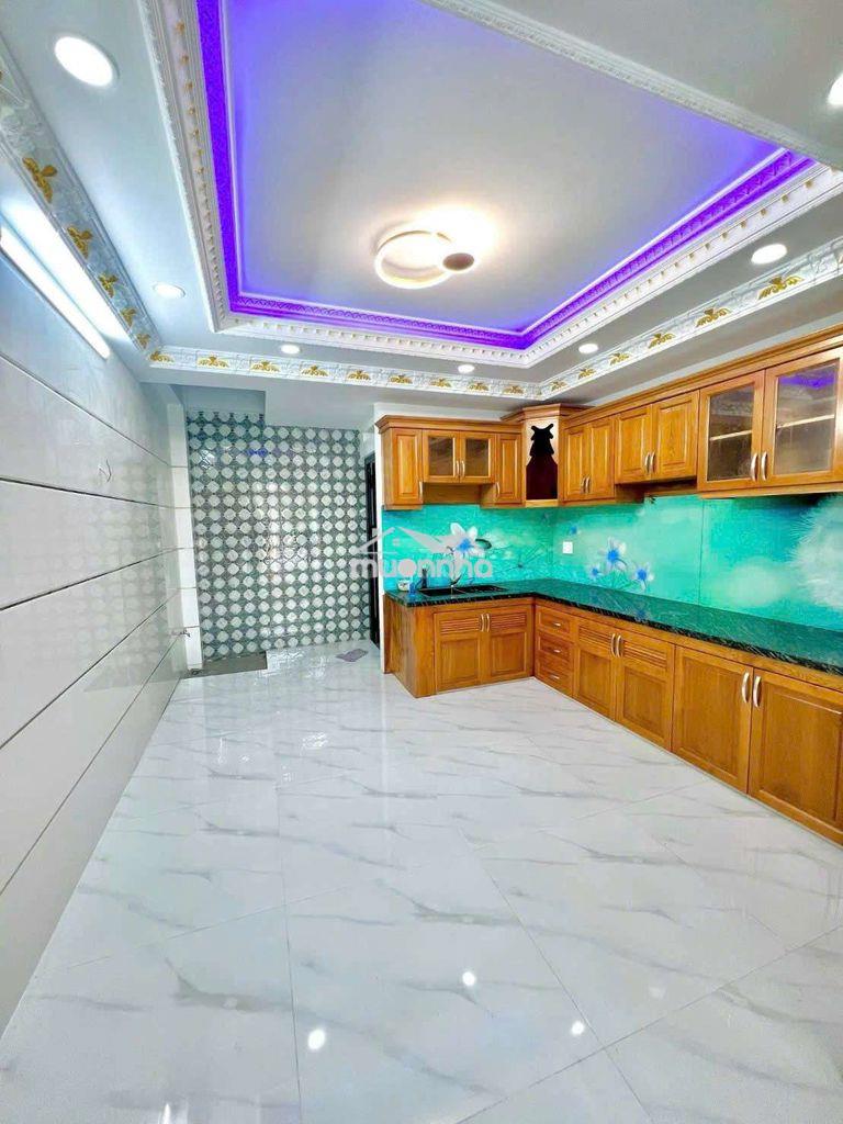 Nhà đẹp y hình 4 x 18 có 5pn 5wc sân thượng  - Ảnh 4