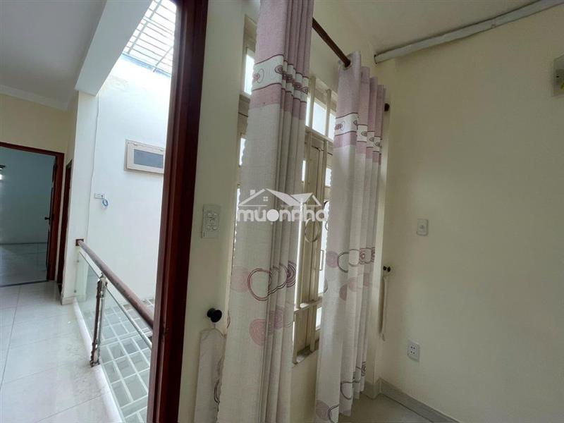 Cho thuê chdv 2pn ở kha vạn cân