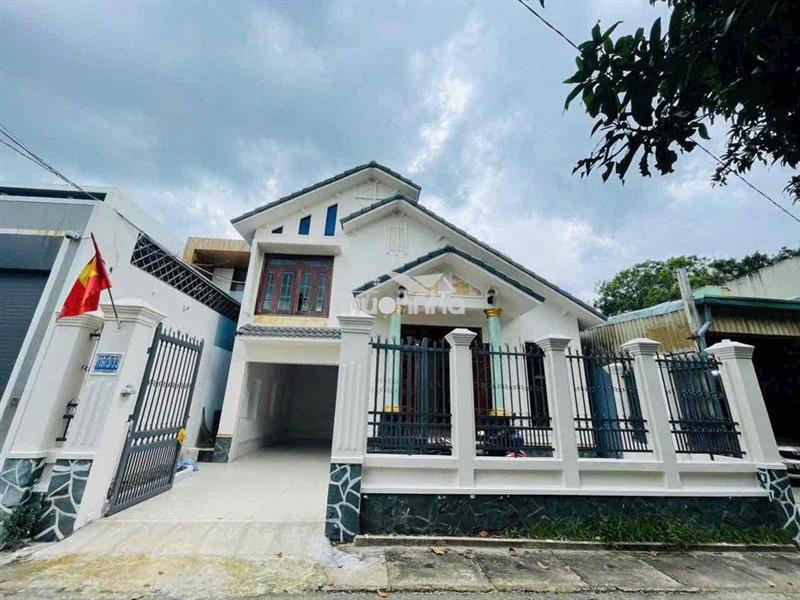 Cho thuê biệt thự :10x20:4pn,4wc kế đh bình dương-khu k8 hiệp thành