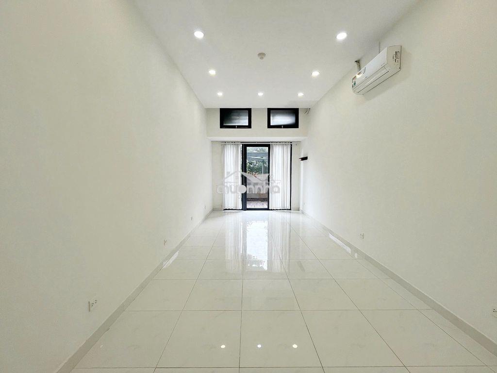 Cho thuê văn phòng 35m2 the sun avenue giá chỉ 12tr/ tháng - 2