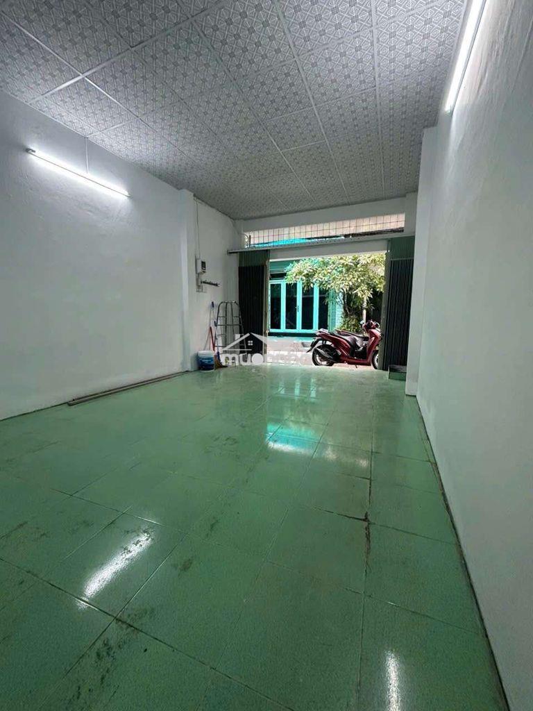 Cho thuê nhà 888/67/24 lạc long quân  sử dụng 120m 3pn 3wc gia 11 tr  - Ảnh 4