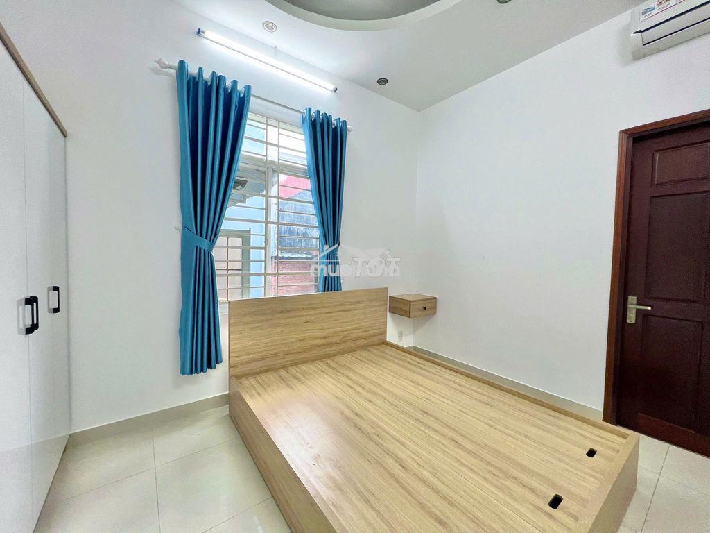Trệt - phòng 3 gian quận 4 - Ảnh 2