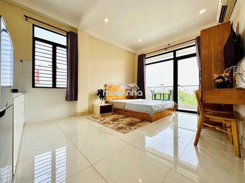 Cho thuê căn hộ studio ban công q4 gần đh luật, đh nguyễn tất thành