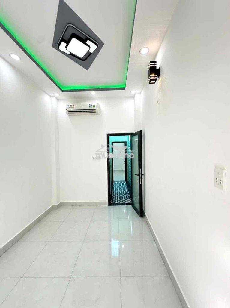 Nhà q7 - sổ riêng- giá dễ chịu - Ảnh 4