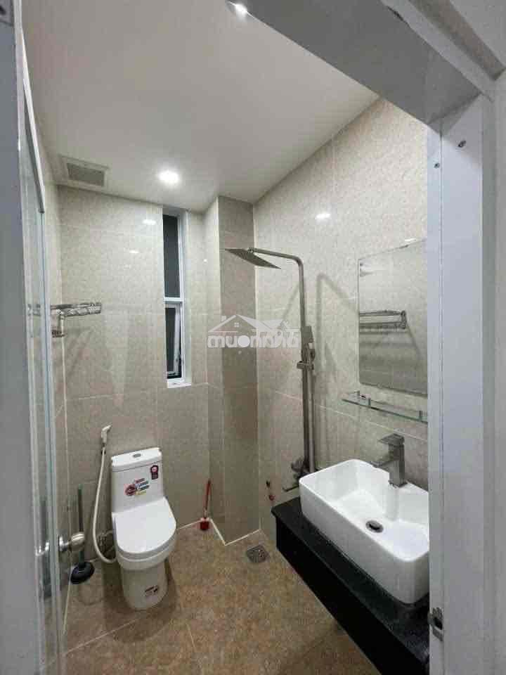1/10 trống 185/3c phan đình phùng p17 phú nhuận nước 100k/ng phí d