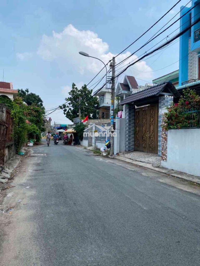 Hơn 4 tỷ nhà nguyễn thị sáu -hóc môn -hxh _2 tầng 100m² shr