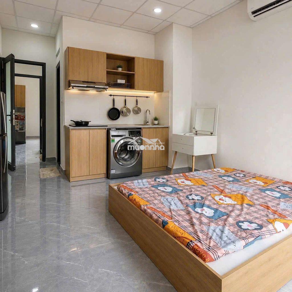 Siêu phẩm phòng mới đầy đủ nội thất - bancol thông thoáng - Ảnh 3