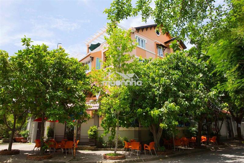 Cho thuê biệt thự góc 12x20m, 5 tầng, sát mt đường tạ quang bửu, q.8