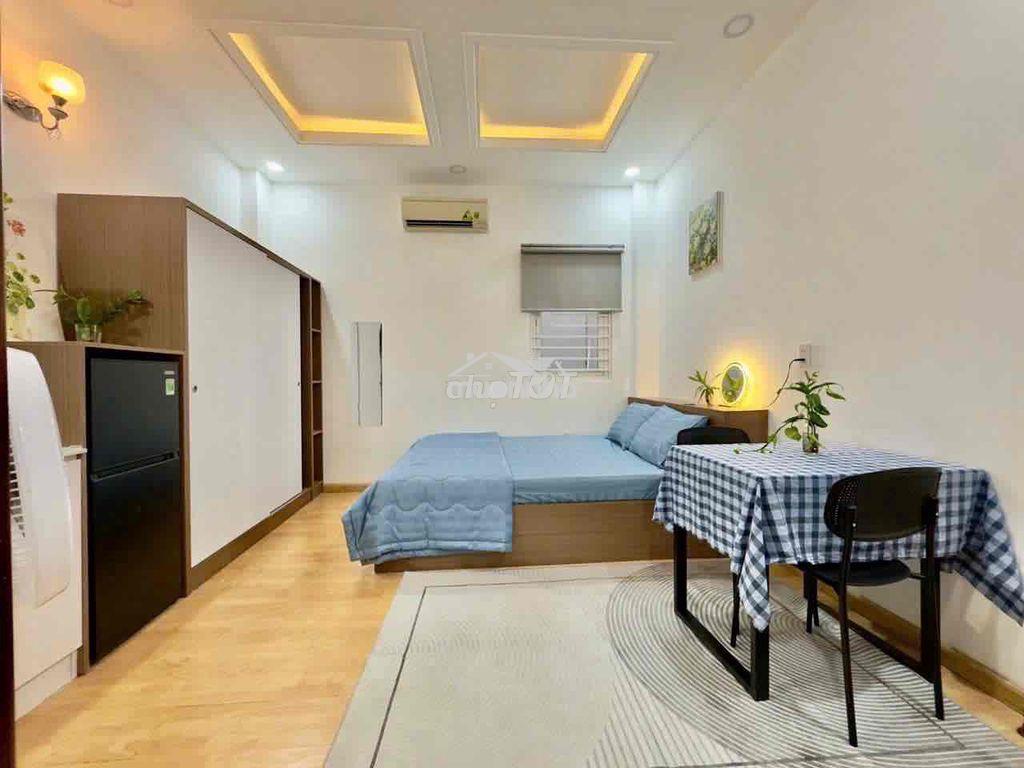 Mình đi mỹ nên share lại phòng q.1 tại 98f lê lai giá 5tr ful nt ạ - 3
