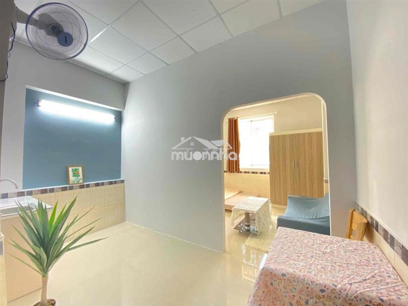 🧧Chdv tách bếp  - ban công ngã tư phú nhuận - cv gia định