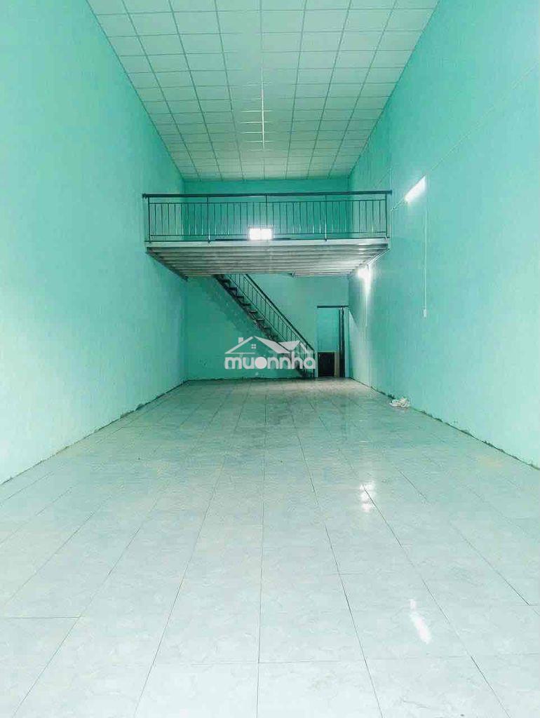 Kho mới xây 1/ hà huy giáp. 5*22 gác lửng