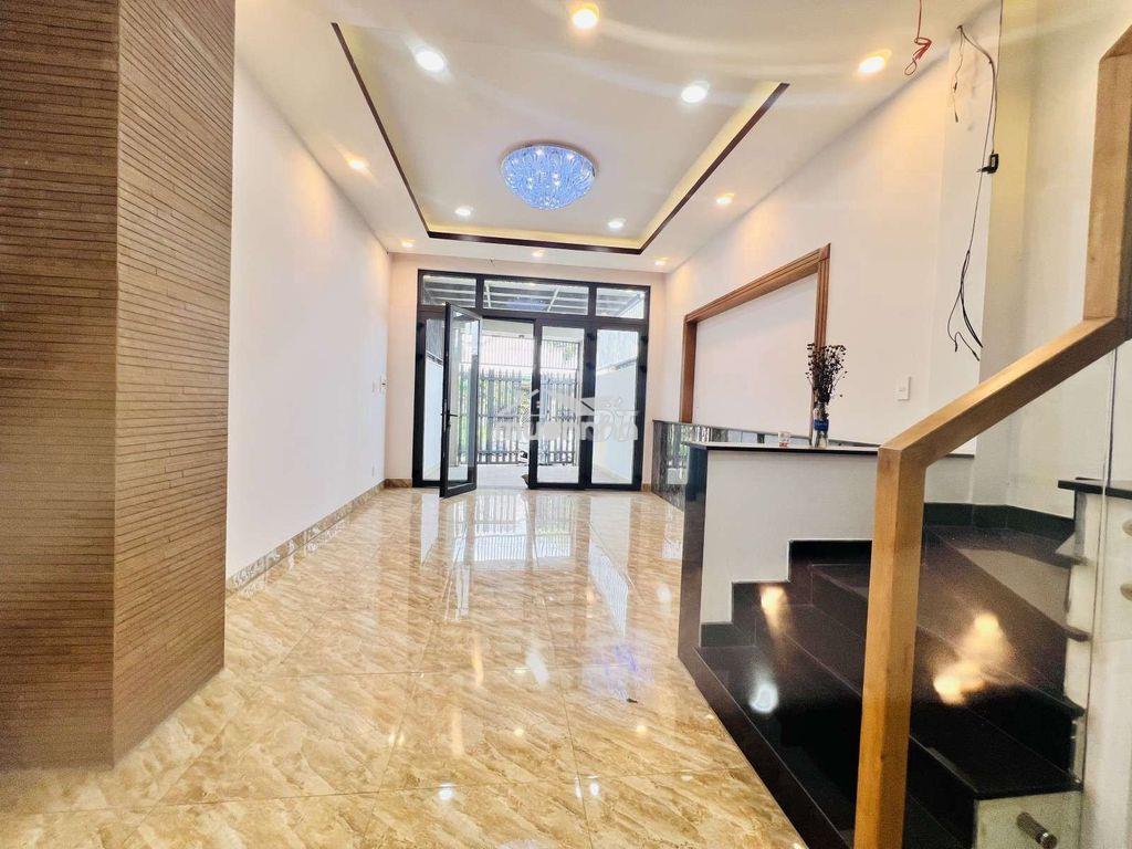 6,15 tỷ - nhà 3 tầng - nhà mới vào ở ngay- 5 pn - 6 wc - đường số 9. - Ảnh 3