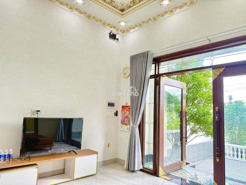 Nhà sân vườn full nội thất -nguyễn văn cừ  15tr500/tháng -thủ dầu 1  - 3