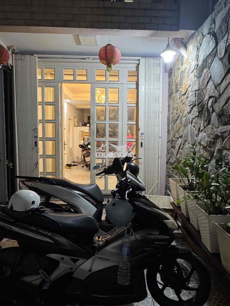 Nhà nguyên căn. 3 tầng. nhà có 4 máy lạnh - Ảnh 2