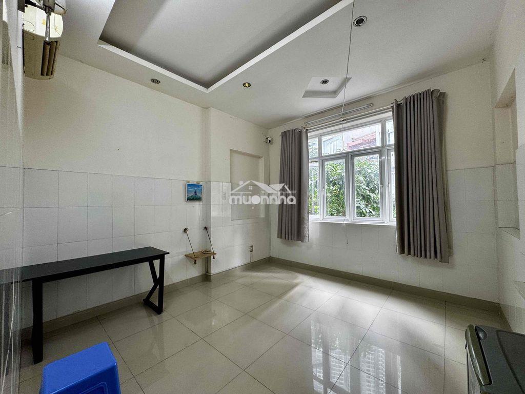 Phòng trống hẻm sát vinhomes lầu 1 - 4