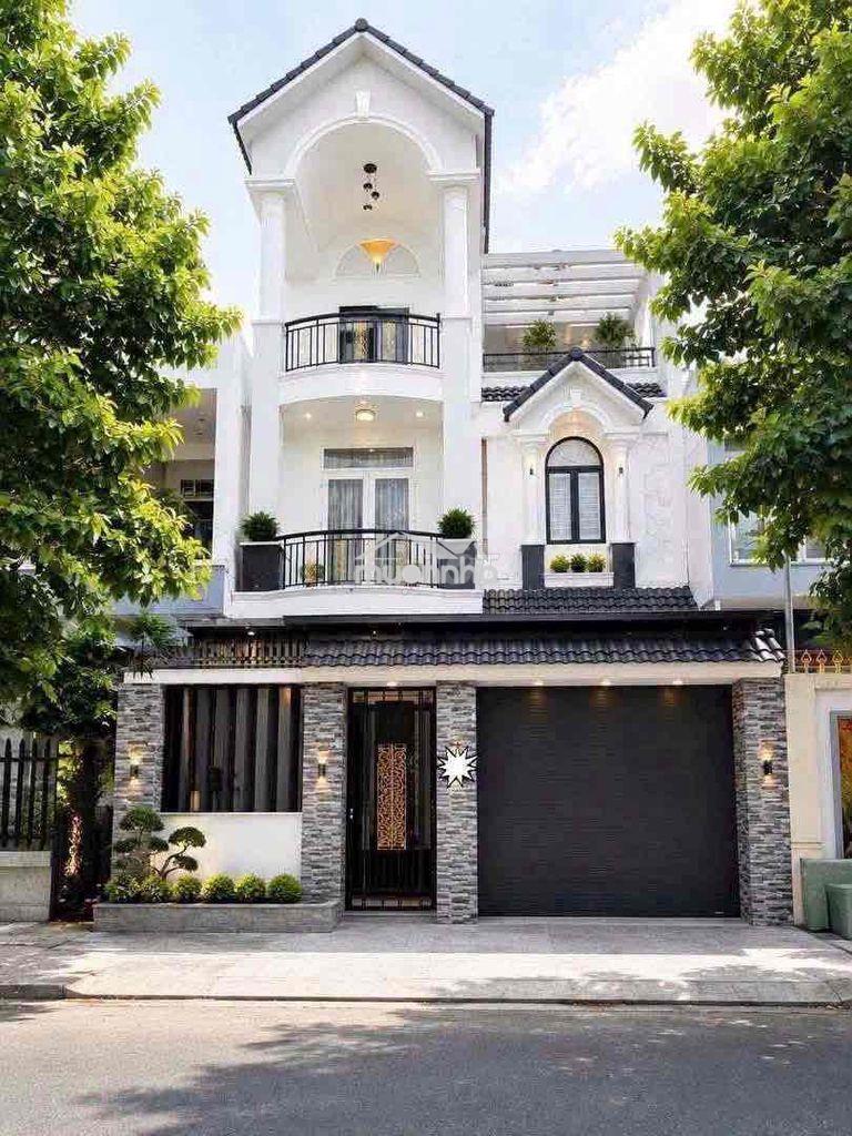 Cho thuê nhà biệt thự 4phòng hiệp thành gần trường việt anh