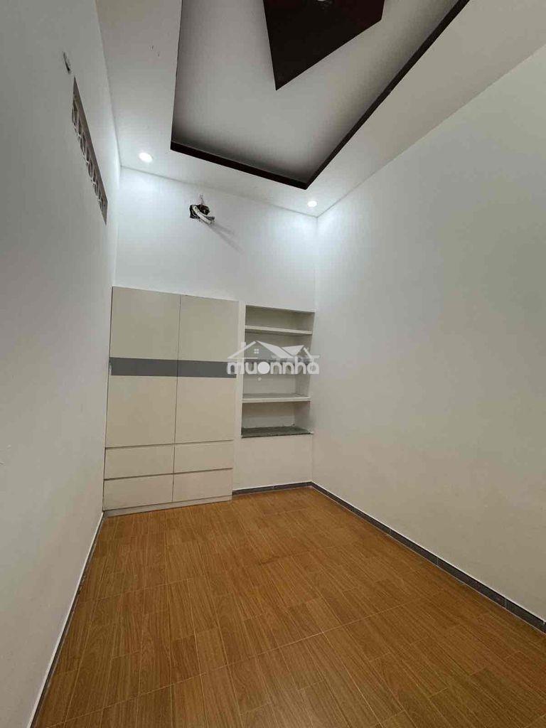 Nhà nguyên căn hẻm xe hơi 9tr/th - 3