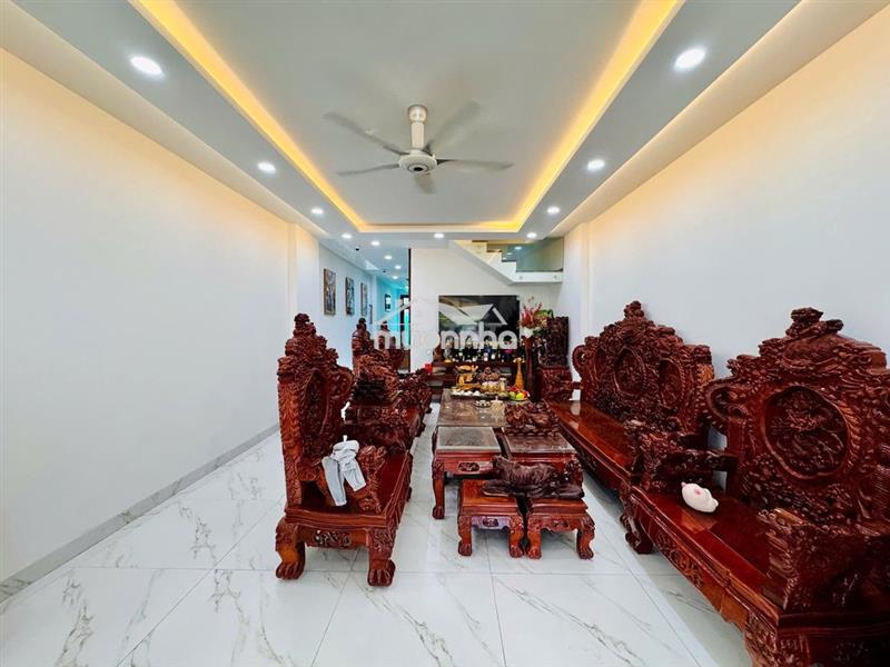 Cho thuê nhà ở kinh doanh có thang máy 4 phòng ngủ full nội thất khu