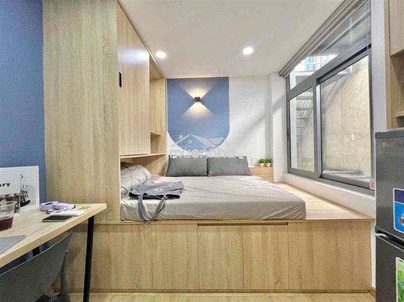 Trống sẵn phòng full đồ cửa sổ trời qua aeon mall 4 phút