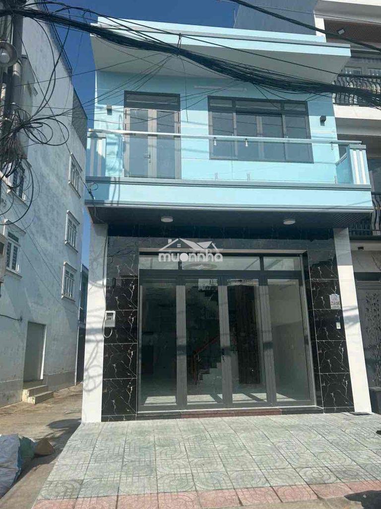 Cho thuê nhà mới rộng rãi: 1 trệt, 1 lầu, 5,3mx15m, kinh doanh và ở.