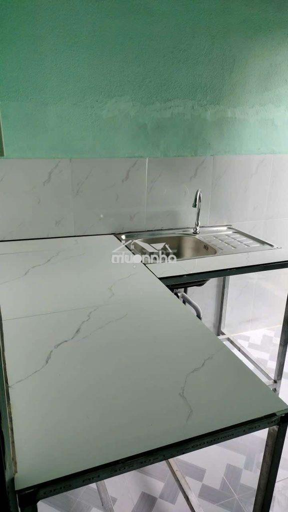 Cho thuê nhà nguyên căn hẻm 499 nguyễn suyễn cách vinhomes 300m