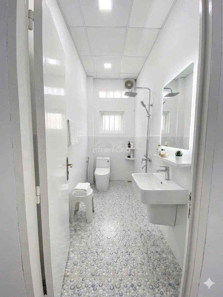 Nhà phú hoà gần trường chỉ 6tr/th - 3