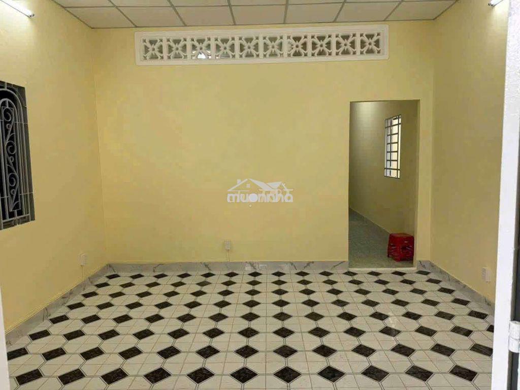 Cho thuê nhà nguyên căn . nhà sân ô tô đường bình phú , gần cc đạt gia - Ảnh 2