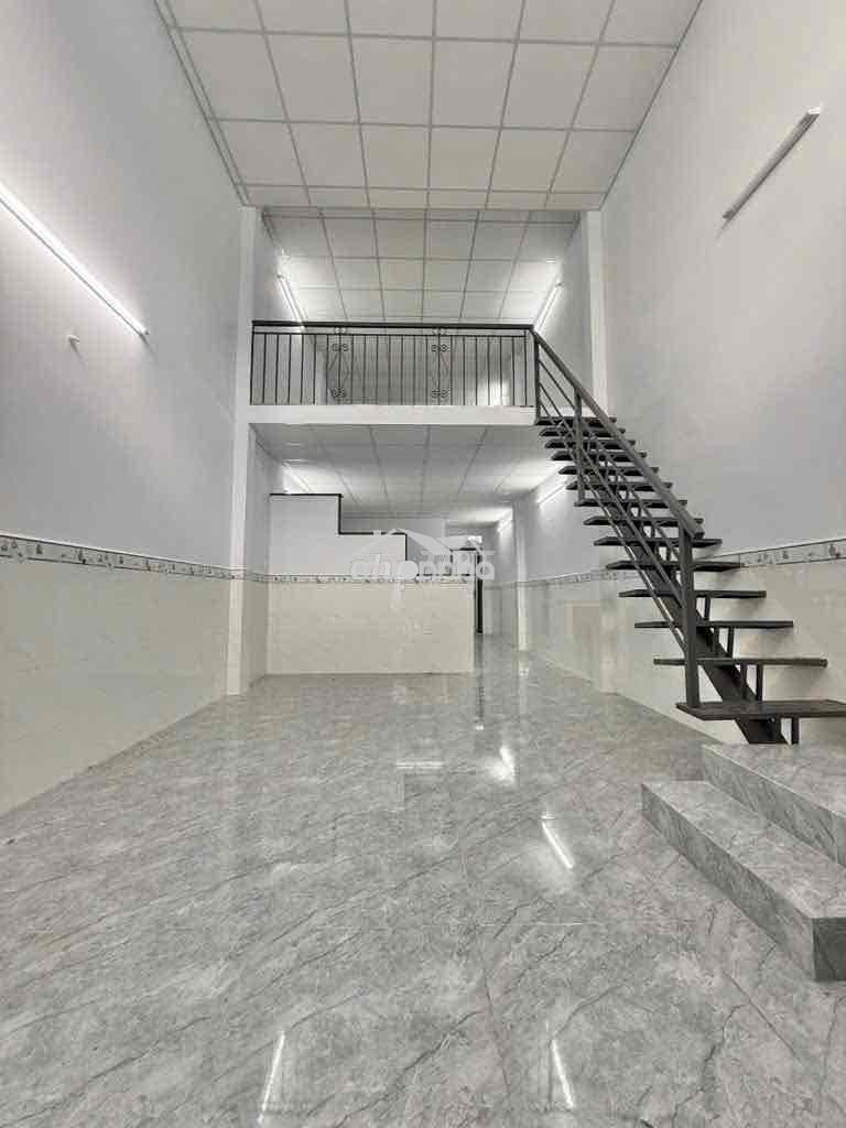 80m2 - nhỉnh 7 tỷ - hoà bình - đường 15m kd tốt - sát bên đầm sen - 4