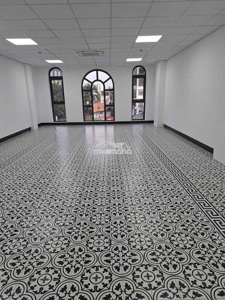 Building chưa bóc seal mặt tiền trần não, có hầm+ thang máy,  giá tốt - 3