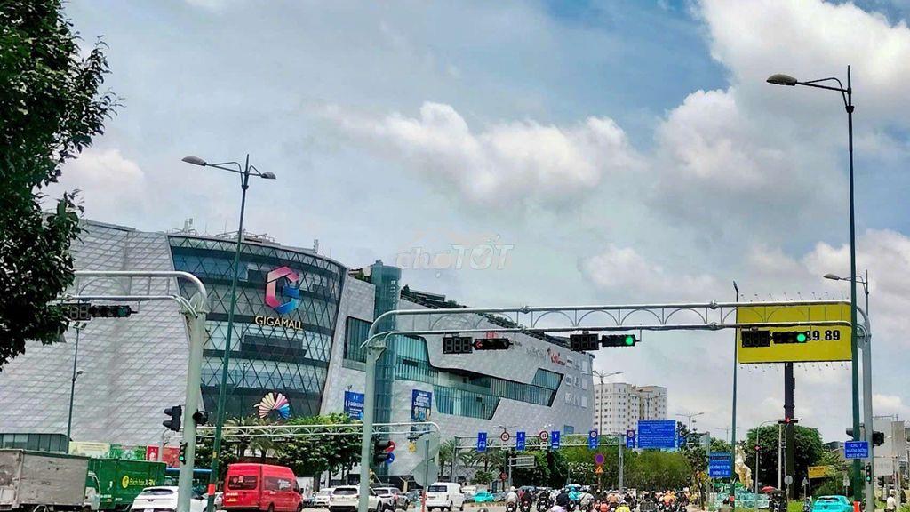 Bán nhà ngay vòng xoay ql13 101m2 giá chỉ nhỉnh 6 tỷ - Ảnh 2