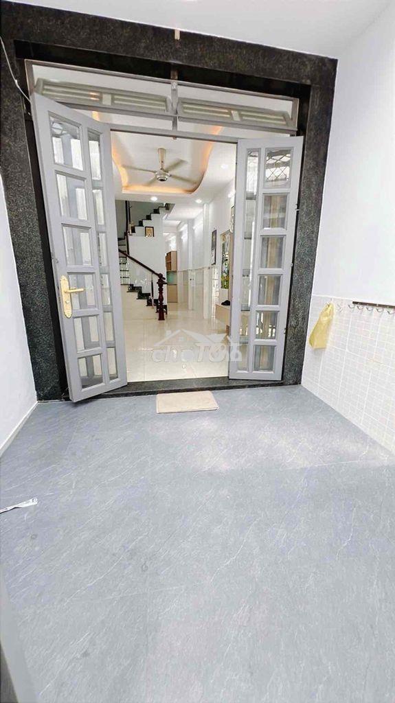 Bán nhà mới đẹp diện tích rộng- 4pn + 4wc