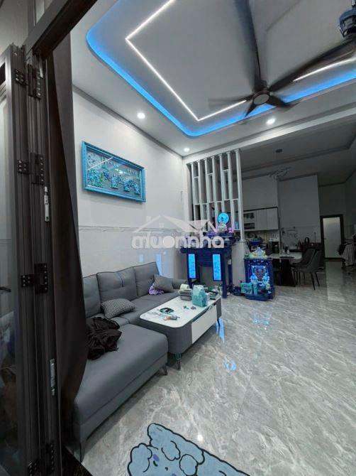 Bán nhà đường nguyễn đức thiệu, phường dĩ an, 104m2, 2pn
