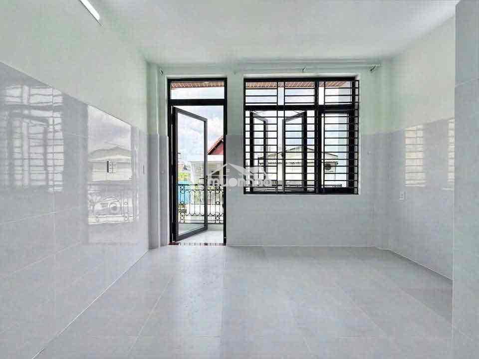 Cho thuê nhà mới xây ưu tiên vpcty, khu vip tân sơn nhì - Ảnh 3