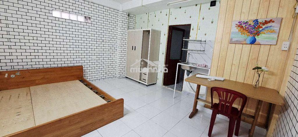 Phòng trọ cho thuê tại 236 điện biên phủ, giá 4.3tr - 4