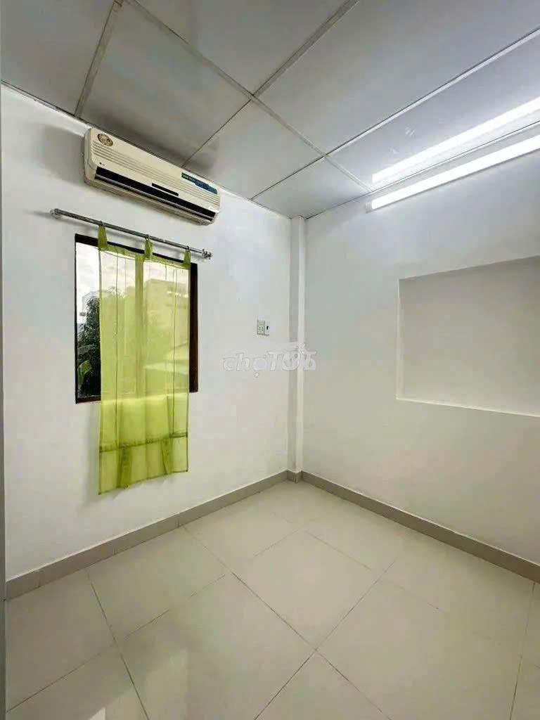 [Quá rẻ] cách mạng tháng tám 1 trệt 3 lầu 3 phòng ngủ 2wc - Ảnh 3