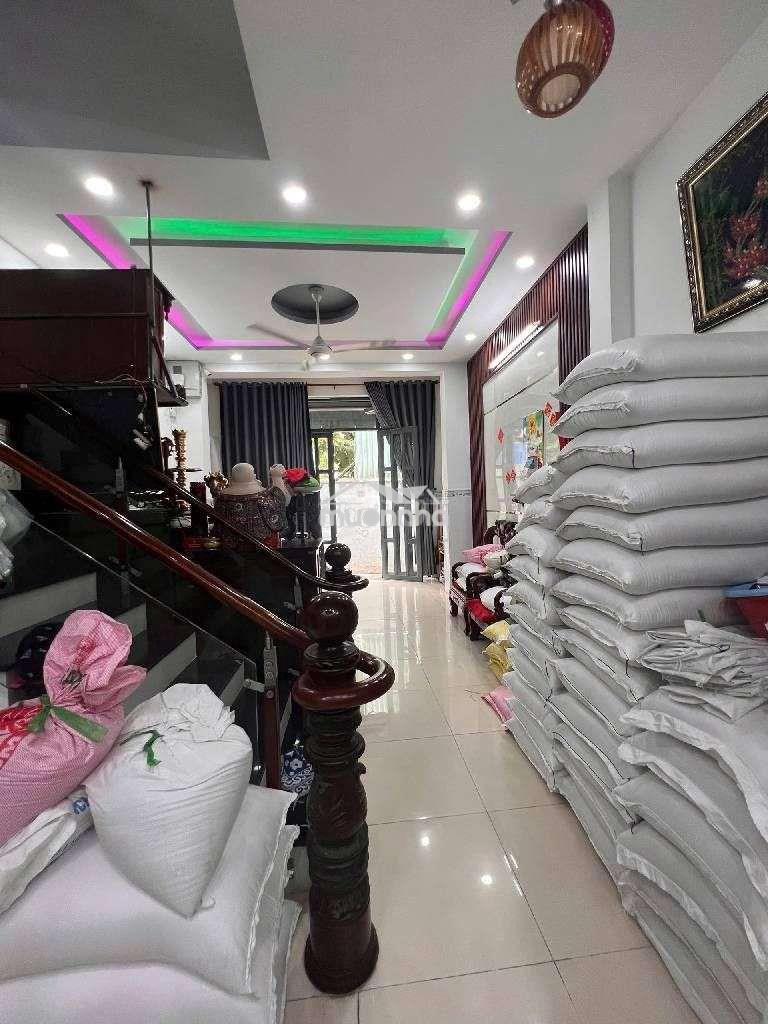 Chủ đại lý gạo bán nhà siêu đẹp 4 tầng ngay bà điểm hóc môn, 4 tỷ tl - Ảnh 4