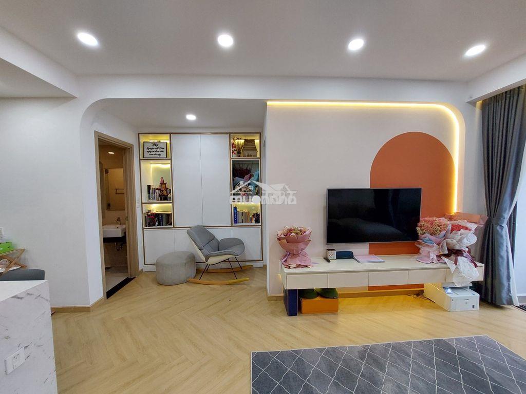 Chủ đi định cư, bán ch 74m2 botanica premier - kề sân bay, giá 5,8 tỷ - Ảnh 2
