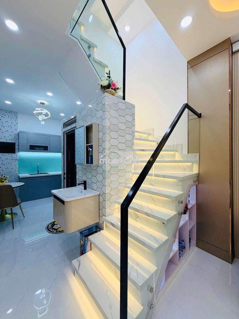 Bán nhà 2 tầng phạm văn chiêu - 33m² hxh - nhỉnh 4 tỷ  - 4