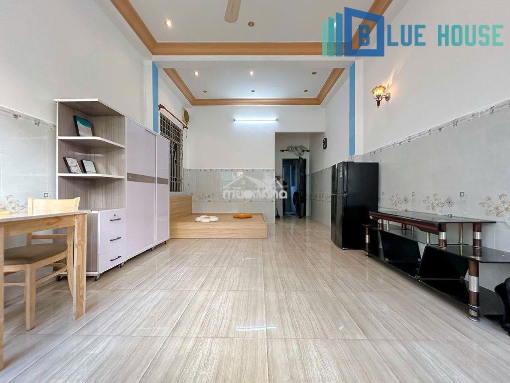 Căn hộ ban công tách bếp full nội thất rộng 40m2 ngay chung cư bàu cát - Ảnh 3