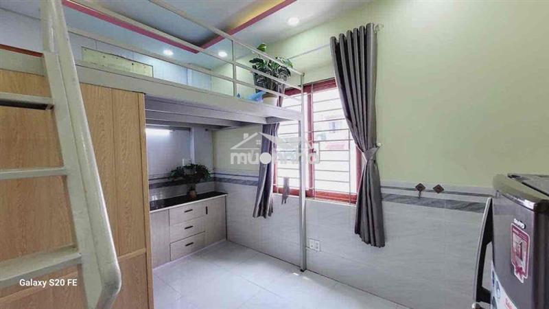 Phòng trọ cửa sổ trời cho nuôi pet